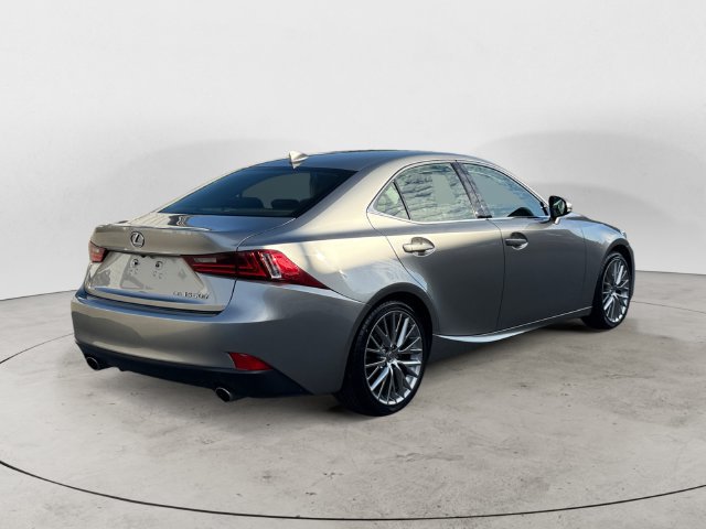 Used 2016 Lexus IS 300 AWD image 5