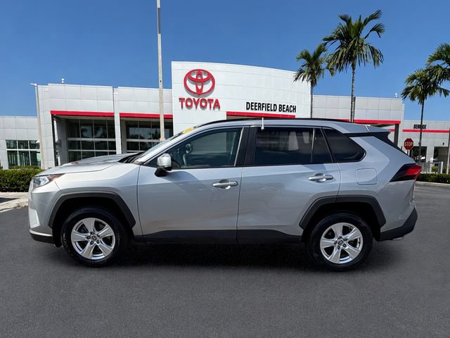 Used 2021 Toyota RAV4 XLE FWD image 4
