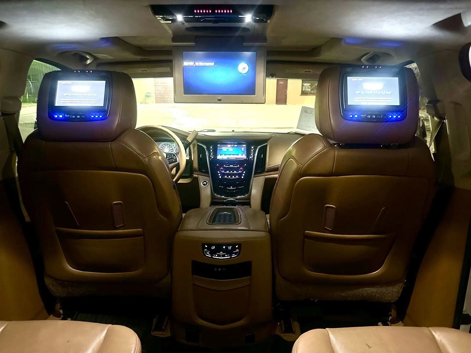 Used 2015 Cadillac Escalade Platinum image 23