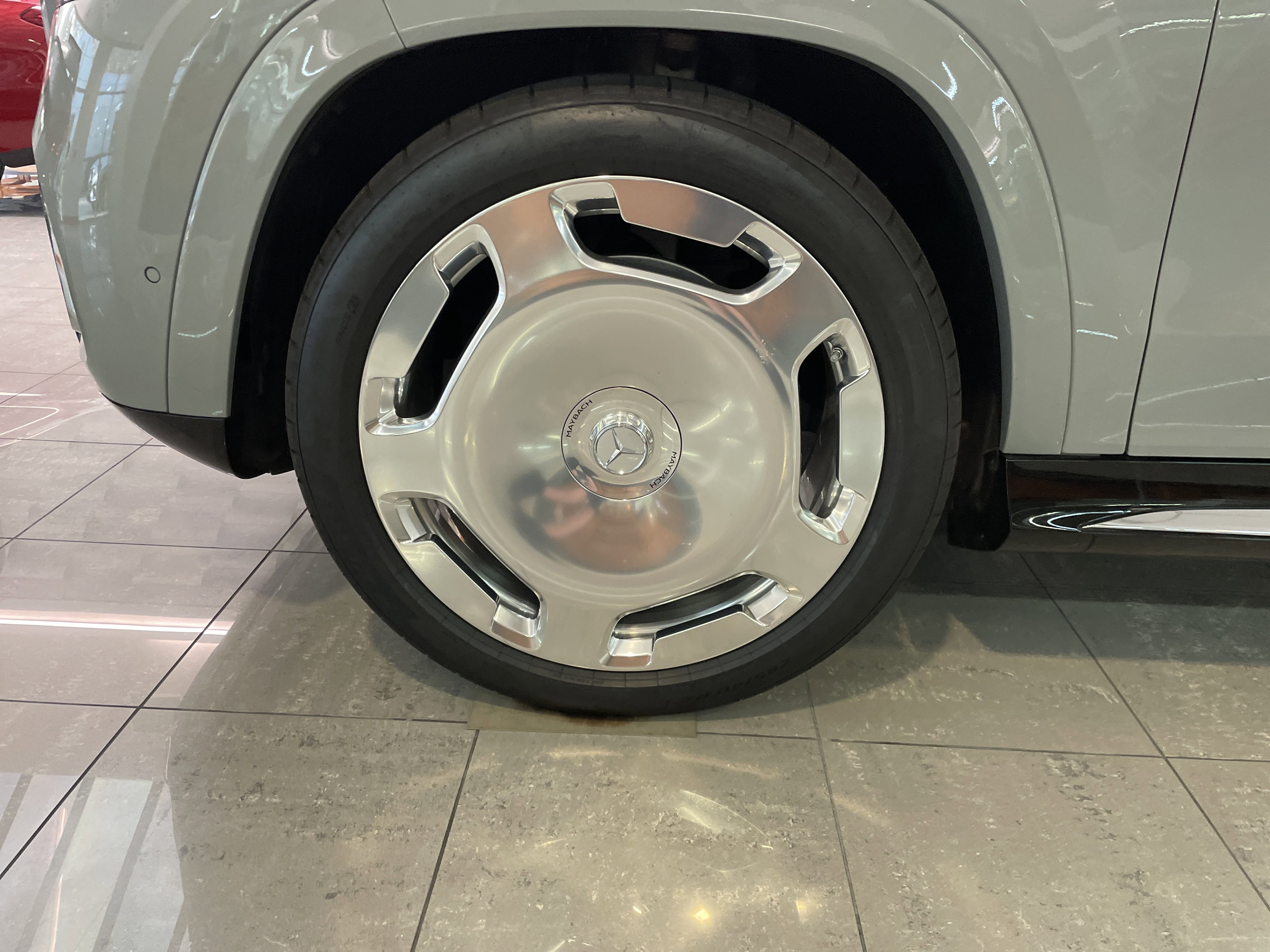 Certified 2025 Mercedes-Benz Maybach GLS 600 4MATIC image 15