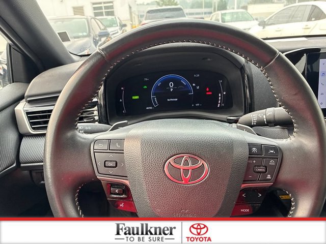 Certified 2025 Toyota Camry SE FWD image 23