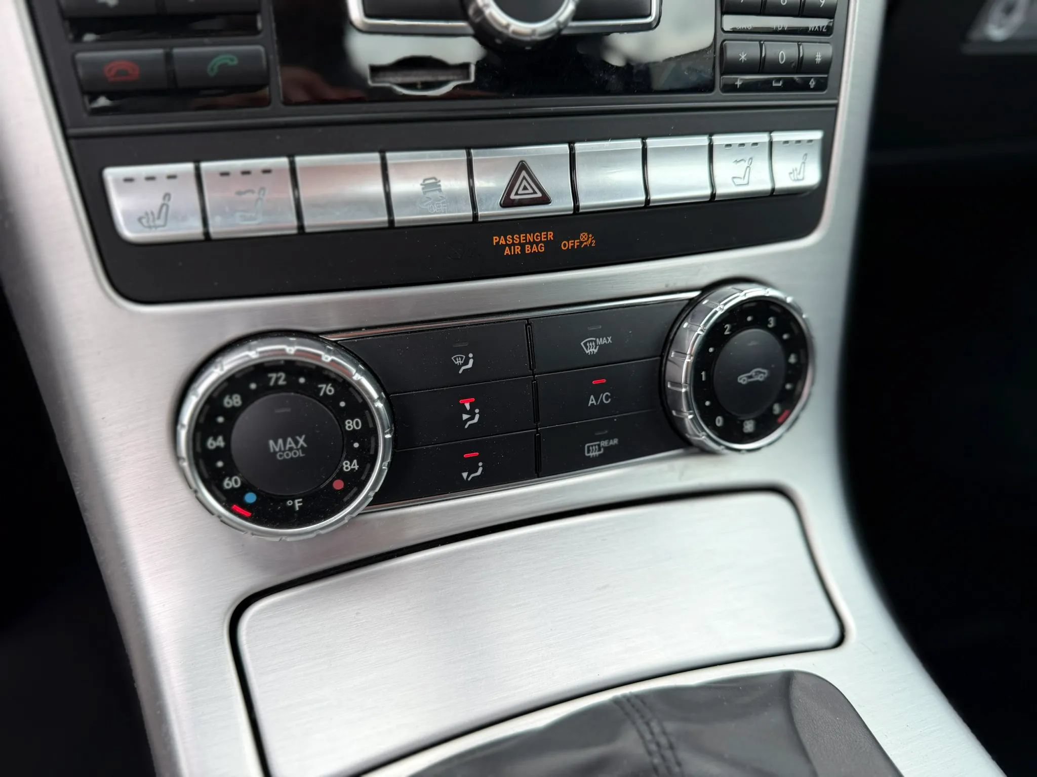 Used 2013 Mercedes-Benz SLK 250 image 27