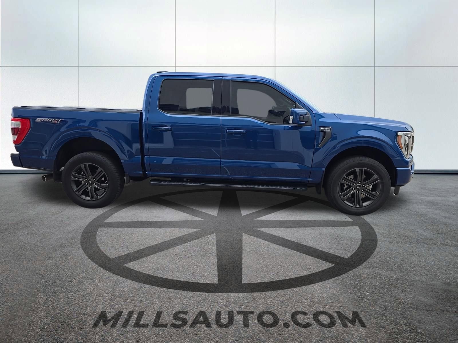 Used 2022 Ford F150 Lariat w/ Equipment Group 502A High AWD/4WD image 3
