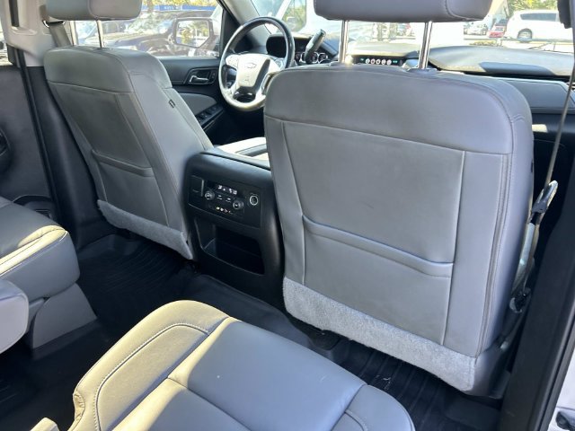 Used 2016 Chevrolet Suburban LT RWD image 26