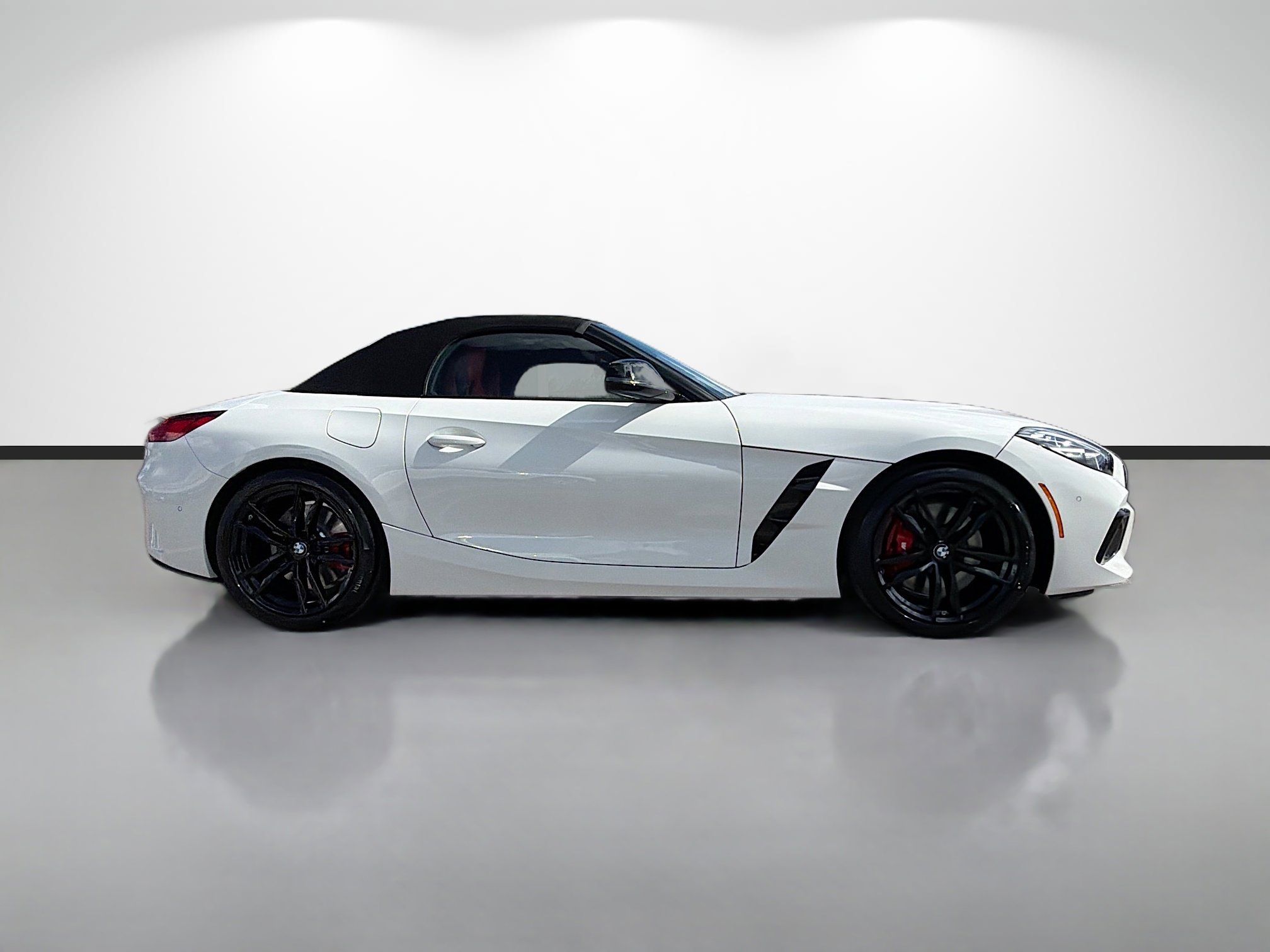 New 2026 BMW Z4 sDrive30i w/ Premium Package image 2
