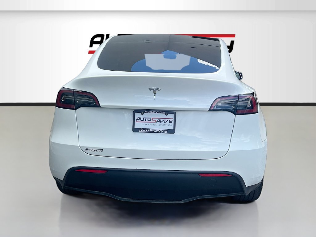 Used 2025 Tesla Model Y Long Range RWD image 6