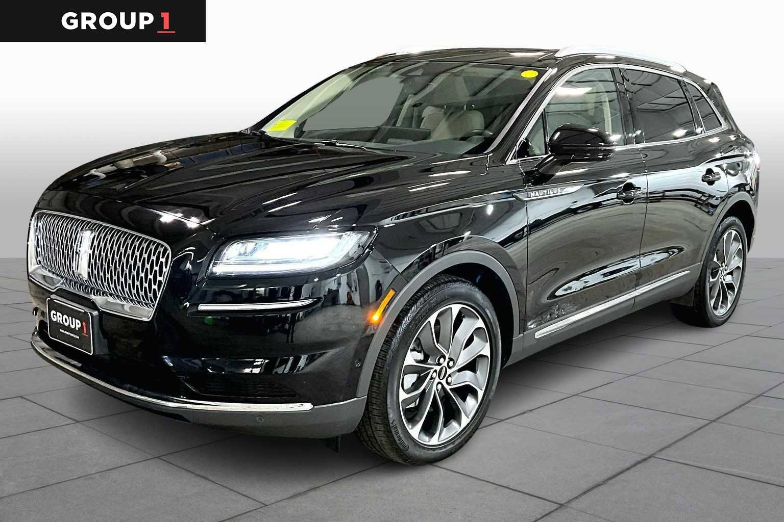 Used 2022 Lincoln Nautilus Reserve w/ Equipment Group 201A image 1