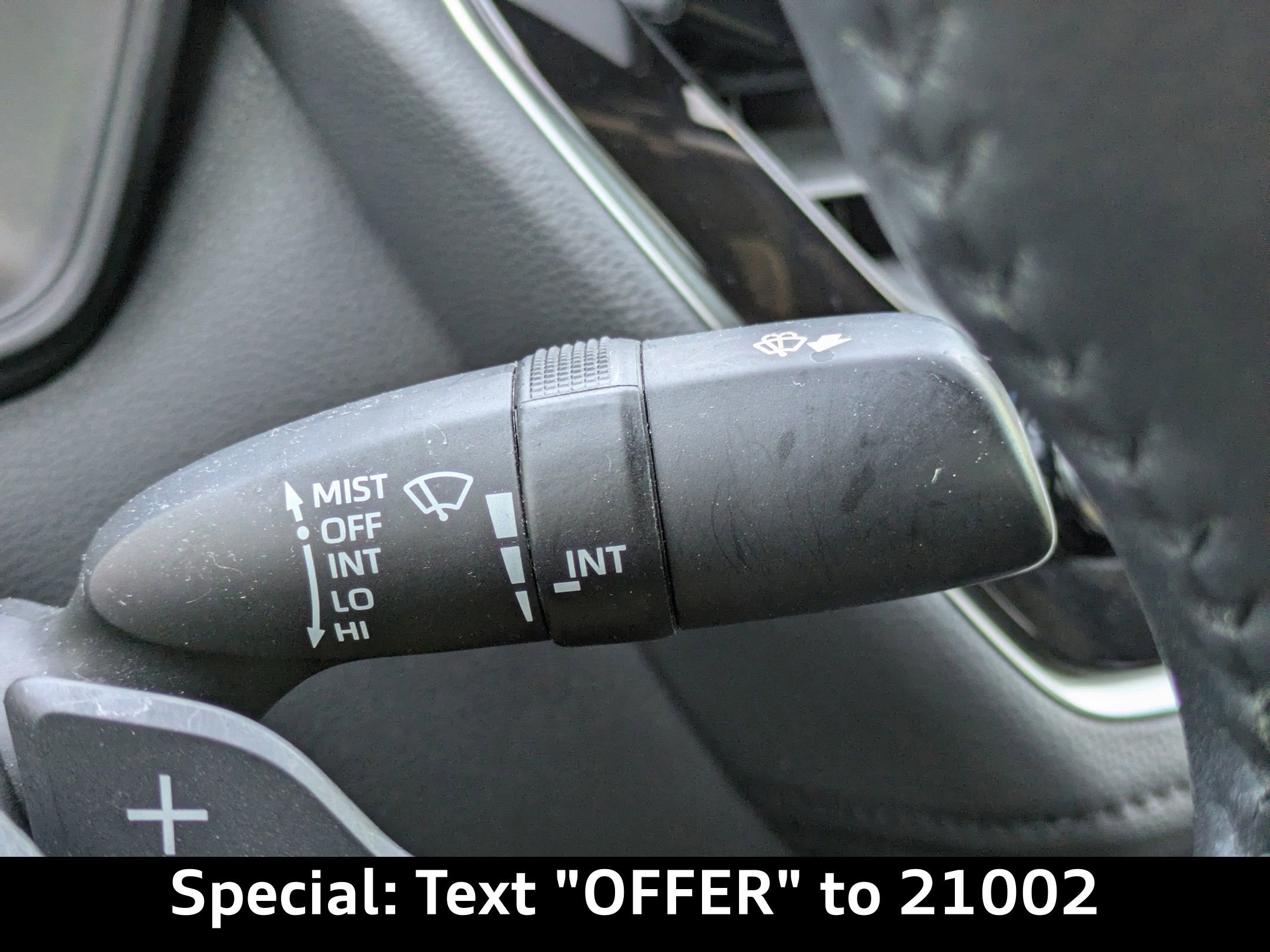 Used 2022 Toyota Corolla SE image 29