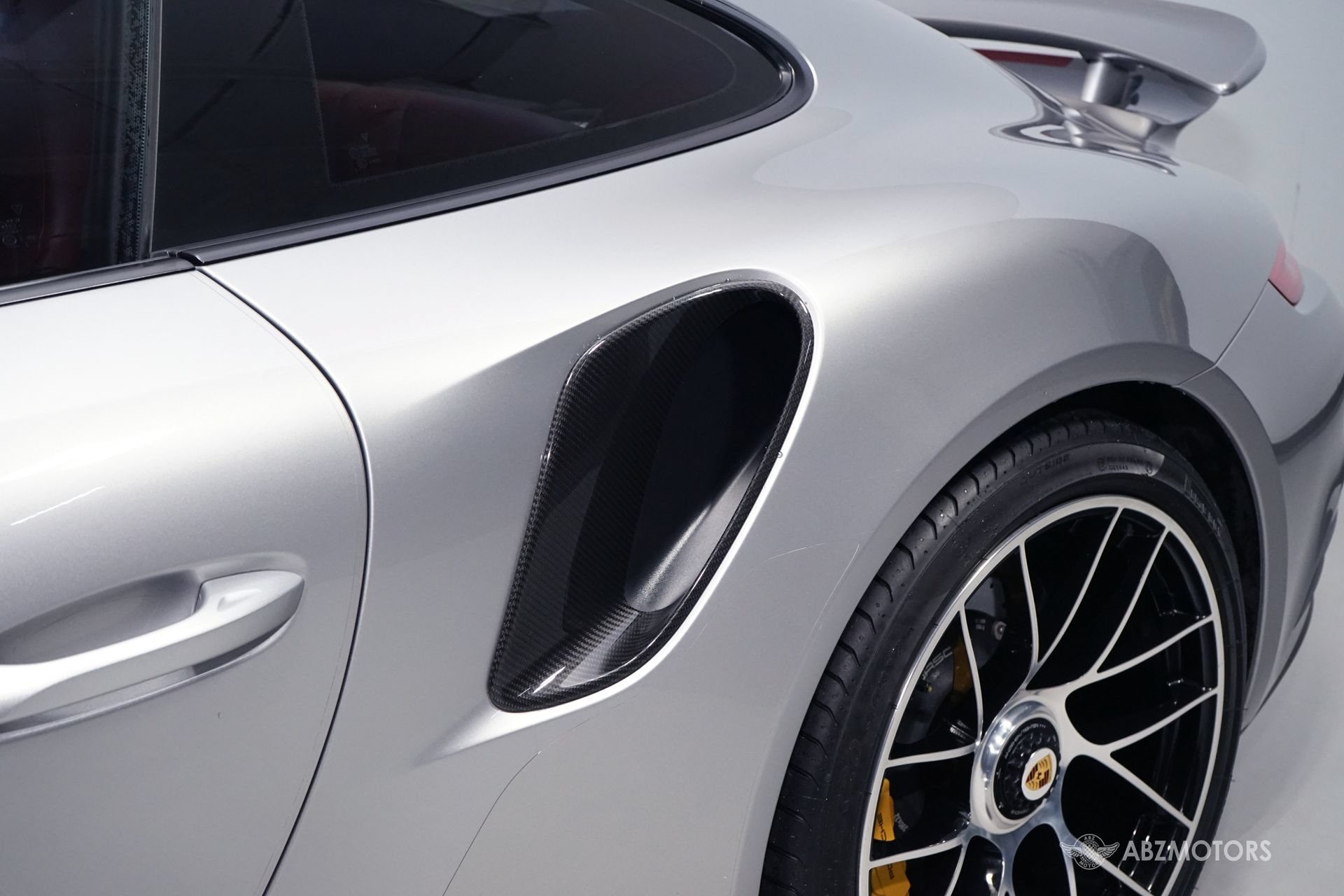 Used 2017 Porsche 911 Turbo S AWD/4WD image 8