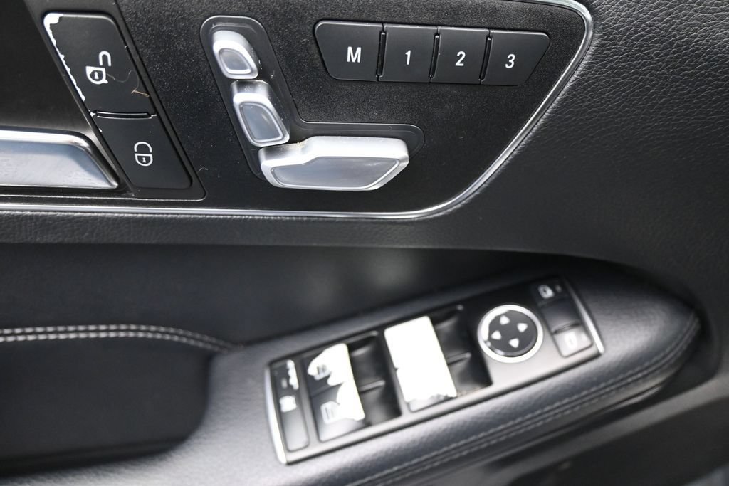 Used 2014 Mercedes-Benz E 350 Sedan image 11