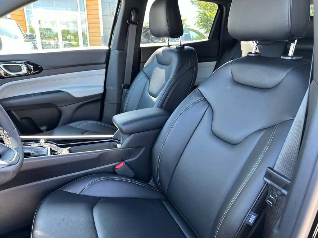 New 2026 Jeep Compass Limited AWD/4WD image 21