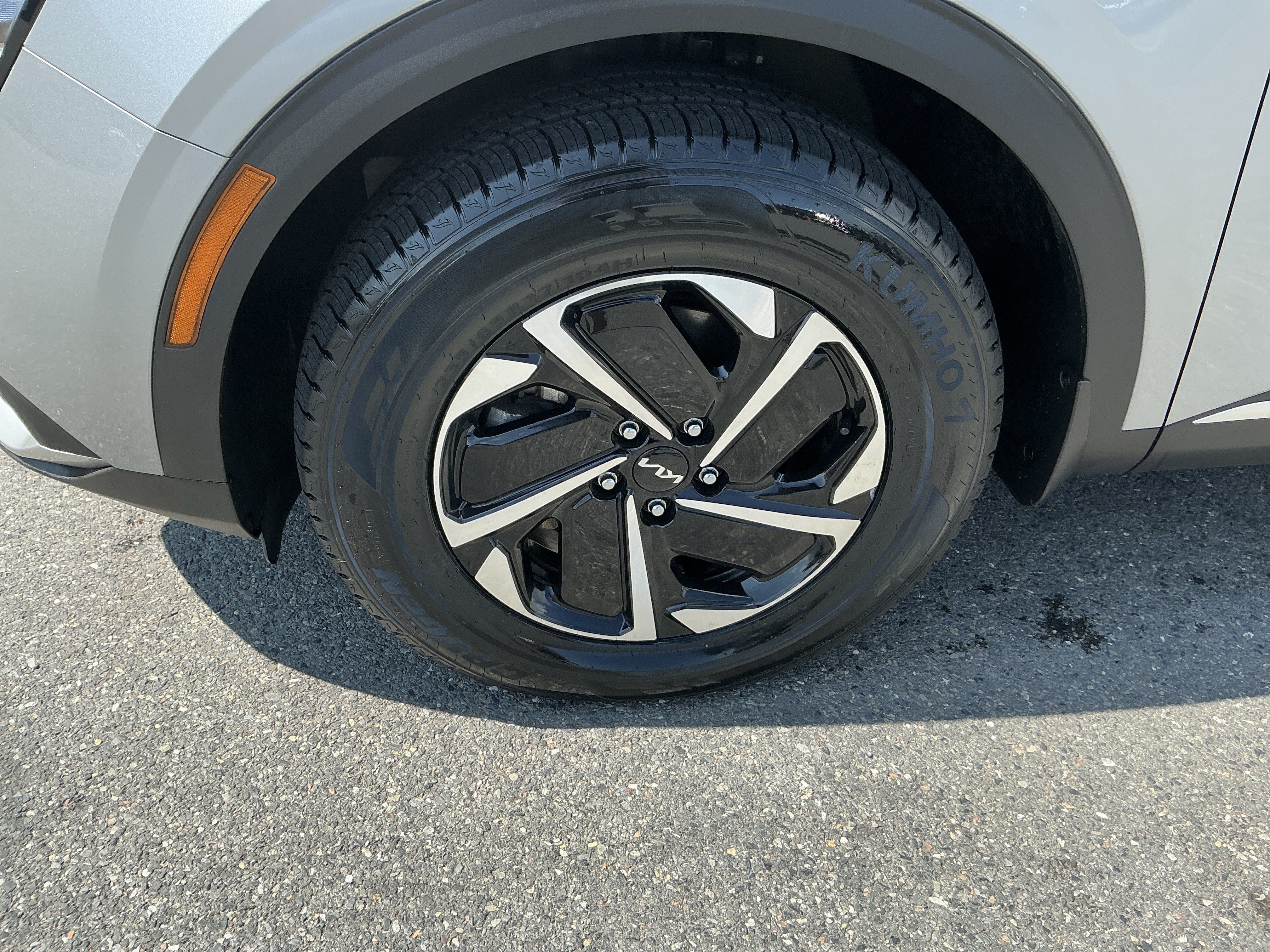 Certified 2023 Kia Sportage LX AWD/4WD image 9