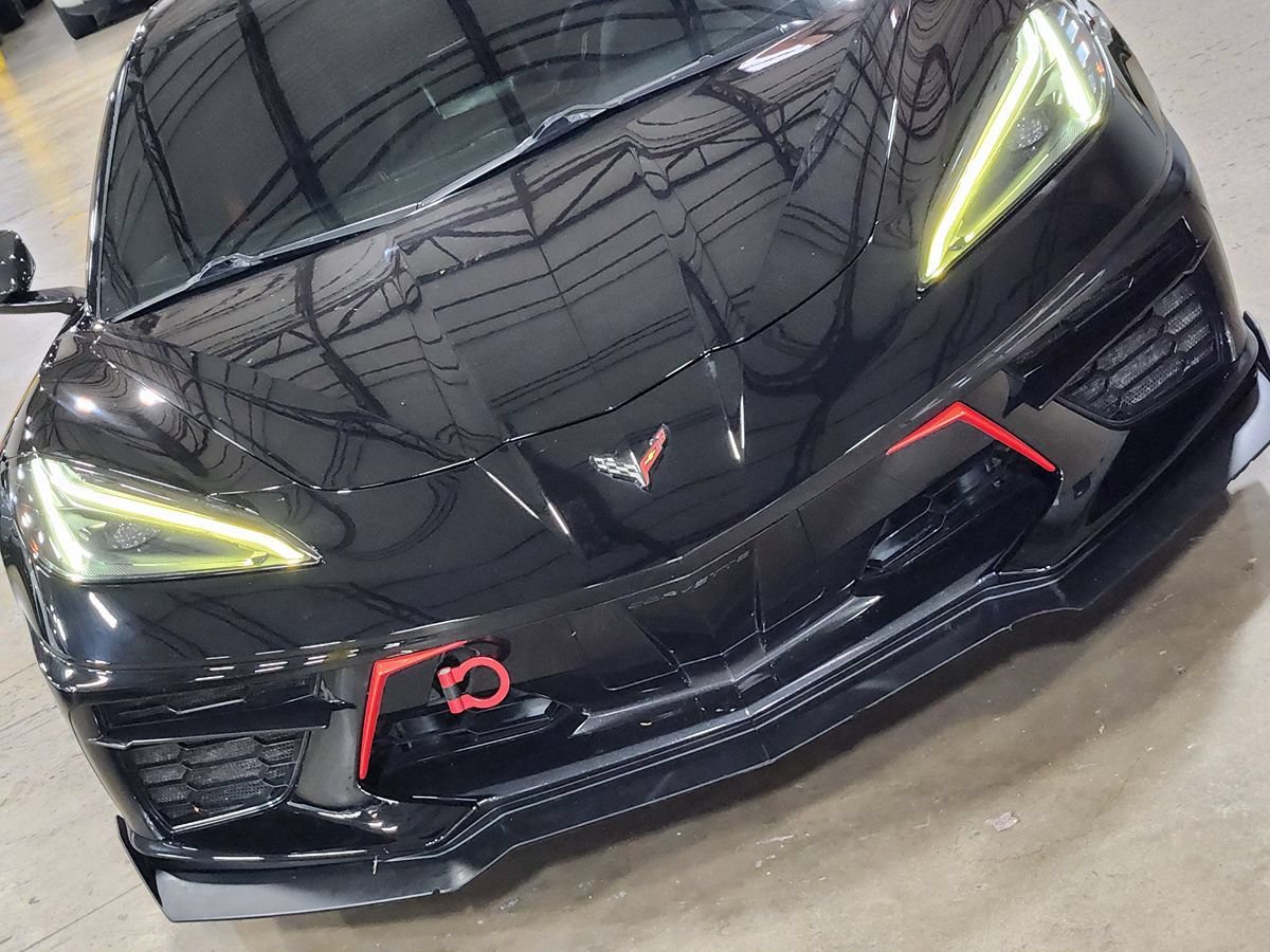 Used 2021 Chevrolet Corvette Stingray Coupe w/ Z51 Performance Package RWD image 19