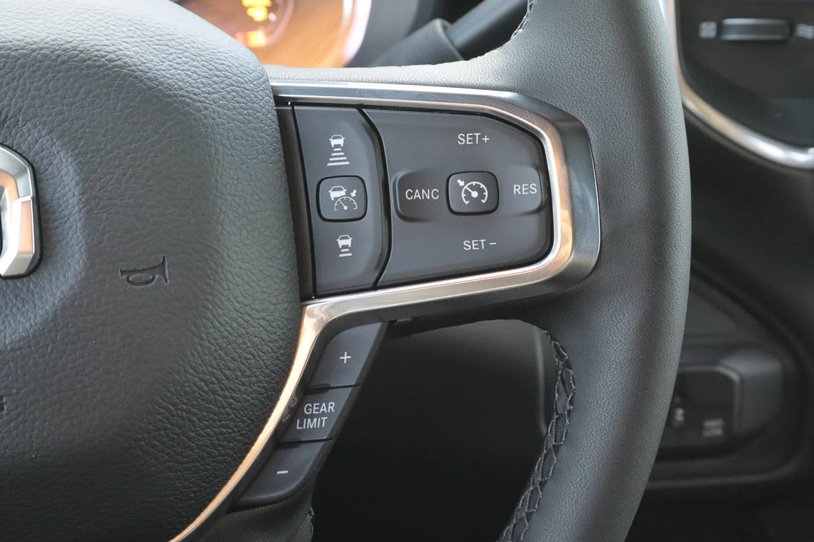 New 2027 RAM 3500 Laramie AWD/4WD image 35