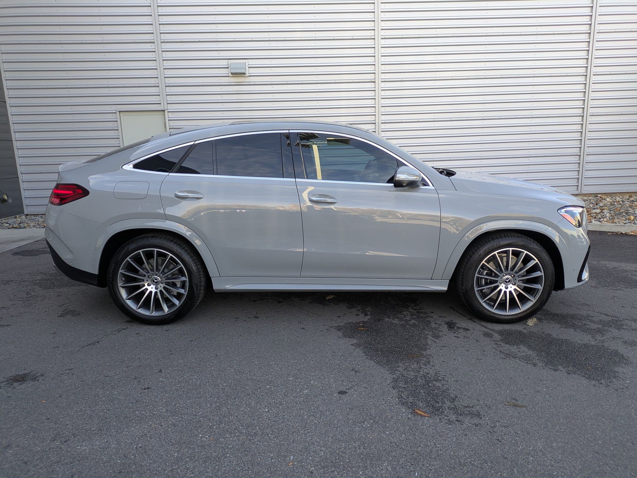 New 2026 Mercedes-Benz GLE 450 4MATIC Coupe image 2