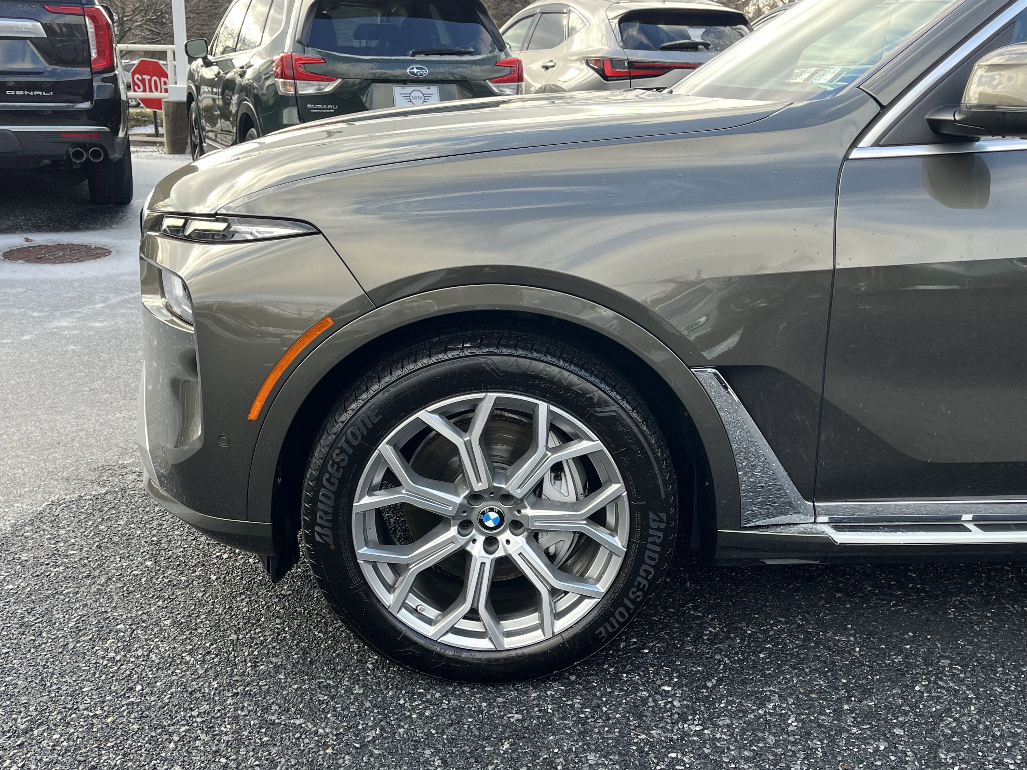 Certified 2025 BMW X7 xDrive40i w/ Premium Package image 4