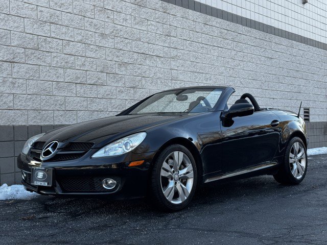 Used 2009 Mercedes-Benz SLK 350 image 2