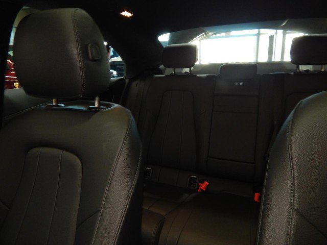 Used 2025 Mercedes-Benz CLA 250 4MATIC image 30
