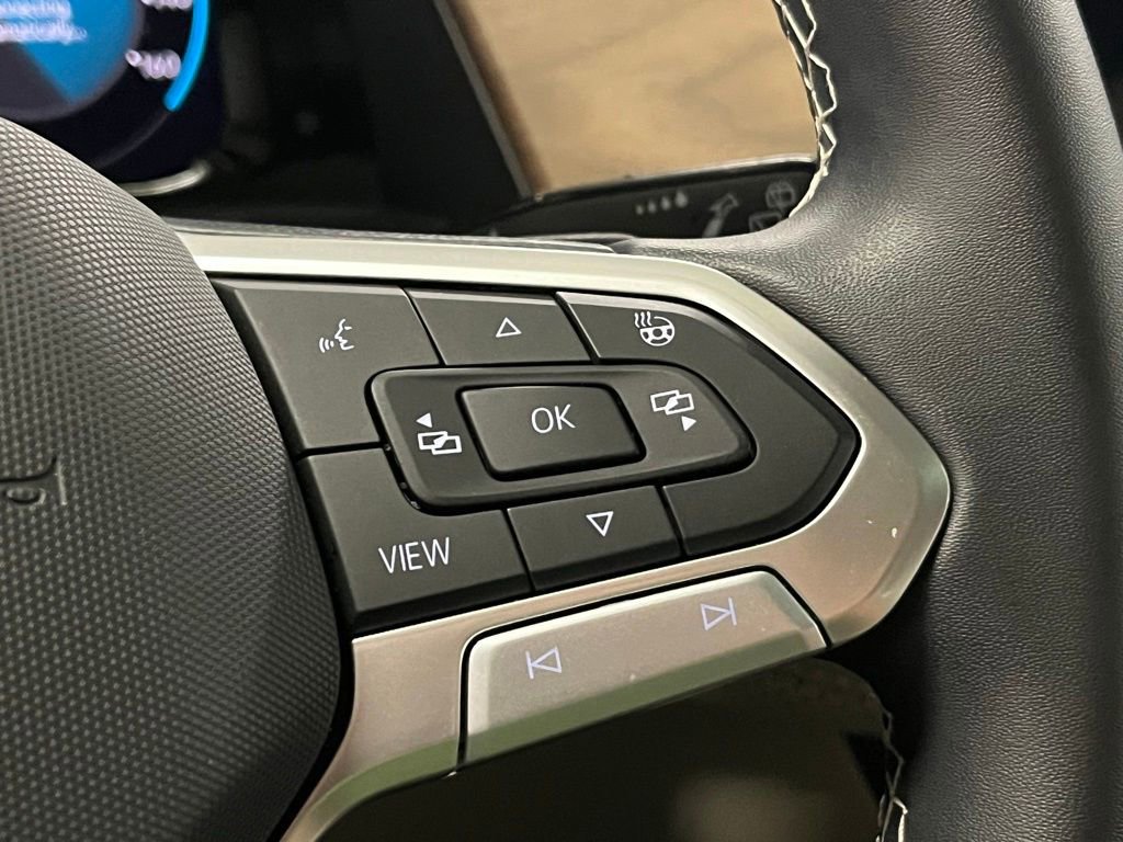 Used 2024 Volkswagen Atlas SE w/ Panoramic Sunroof Package AWD/4WD image 29
