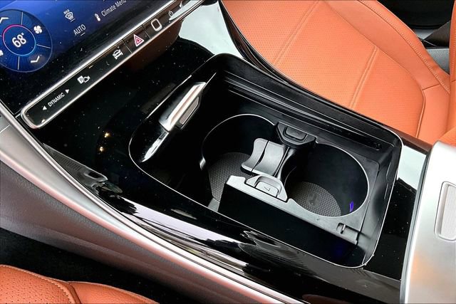 Used 2025 Mercedes-Benz C 300 4MATIC Sedan image 21