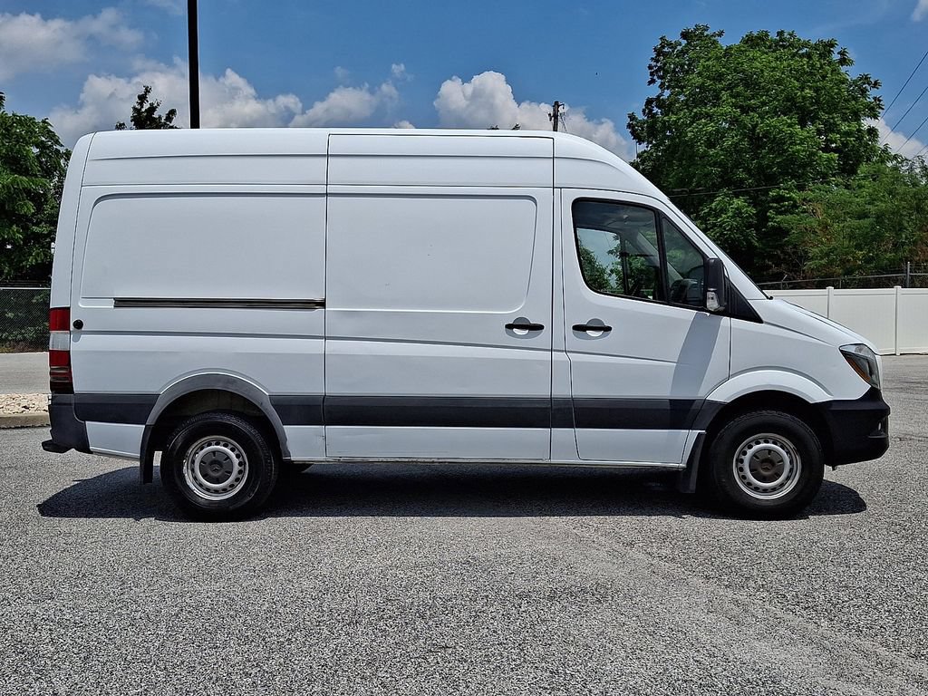 Used 2017 Mercedes-Benz Sprinter 2500 image 10