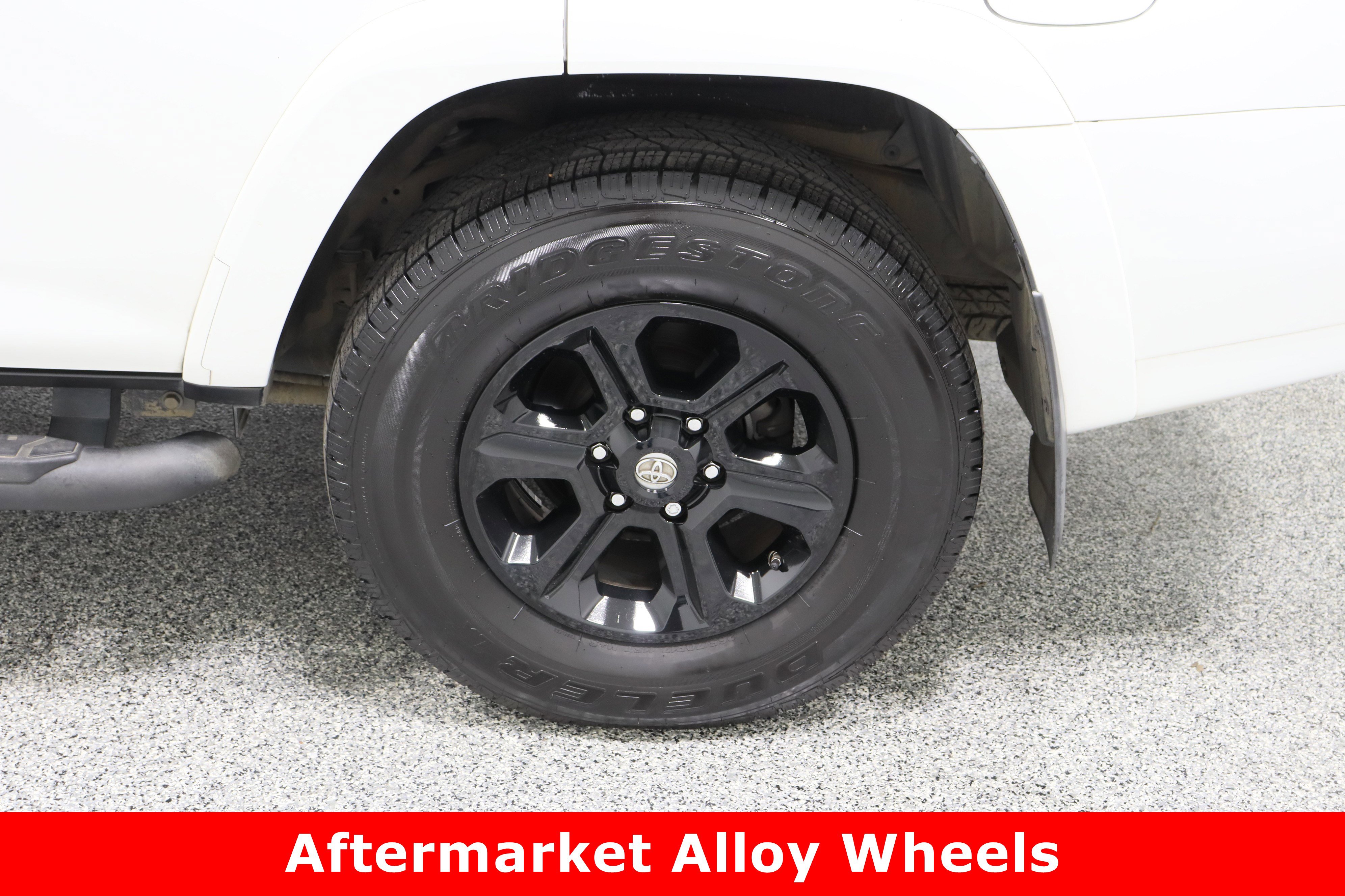 Used 2020 Toyota 4Runner SR5 Premium image 10