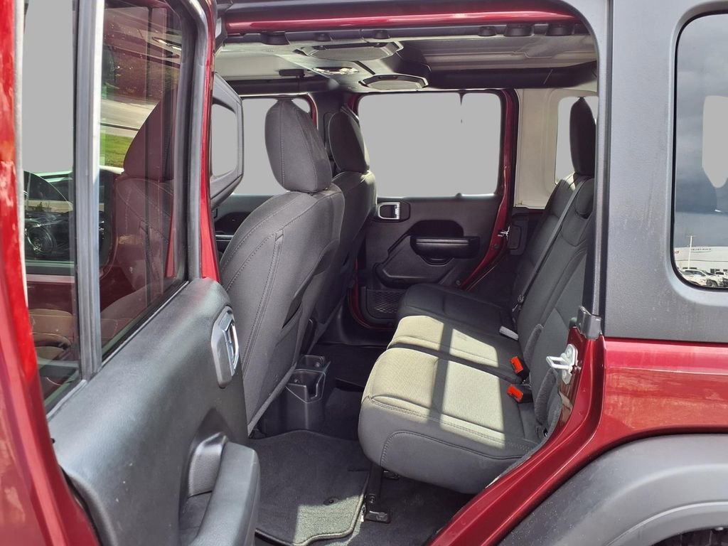 Used 2021 Jeep Wrangler Unlimited Sport image 23