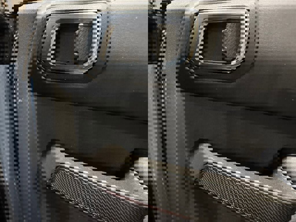 Used 2023 Ford Bronco Raptor image 23