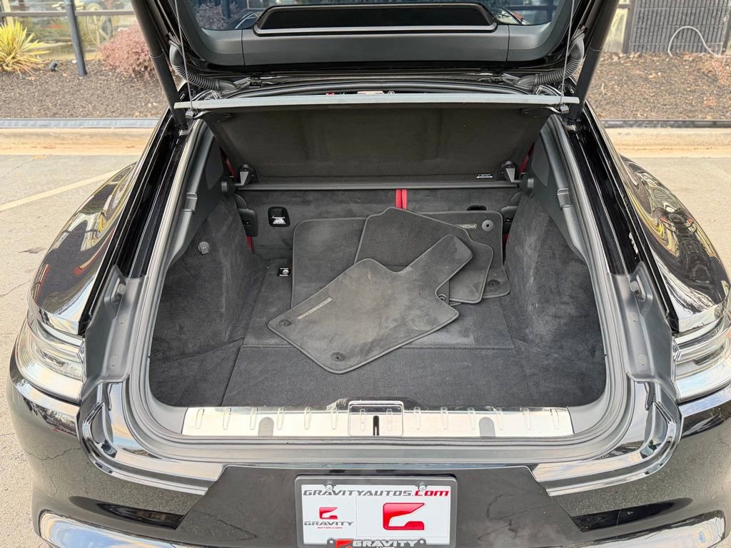 Used 2023 Porsche Panamera Platinum Edition image 18