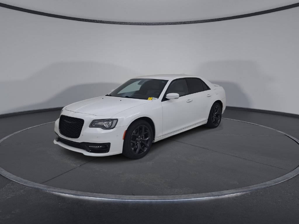 Certified 2021 Chrysler 300 S w/ S Model Appearance Package RWD image 10