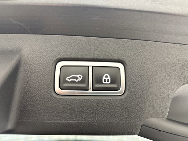 Certified 2023 Kia Sorento SX image 32