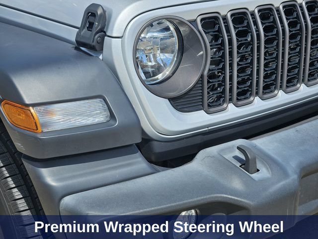 Used 2024 Jeep Wrangler Unlimited Sport AWD/4WD image 12