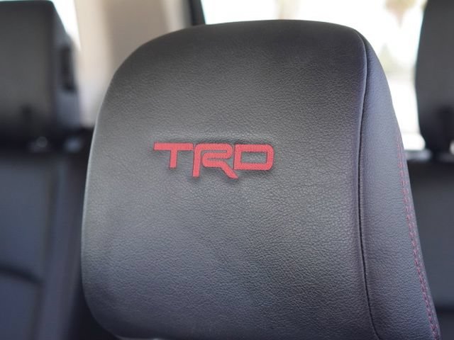 Used 2024 Toyota 4Runner TRD Off-Road Premium AWD/4WD image 17
