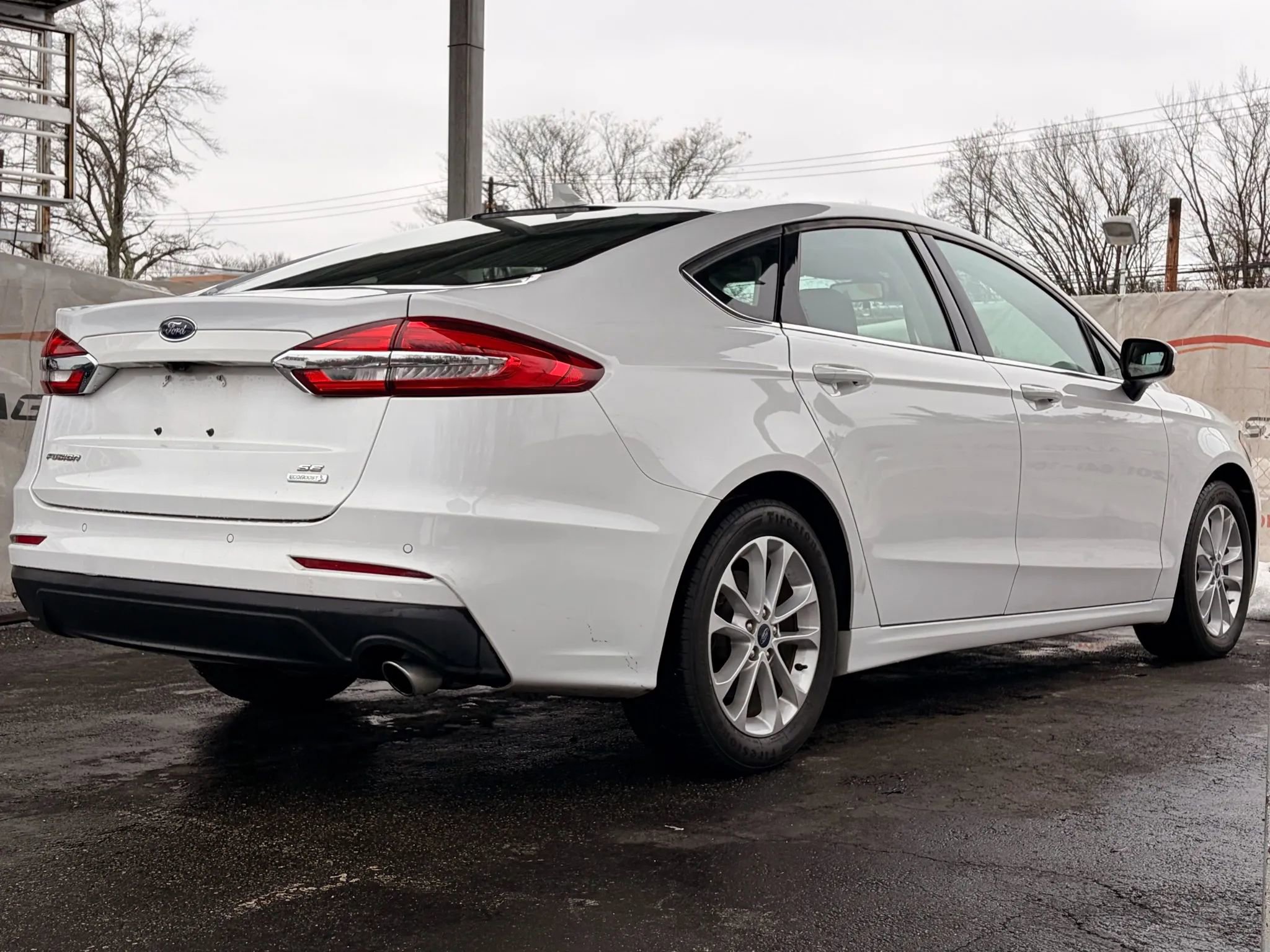 Used 2020 Ford Fusion SE image 53