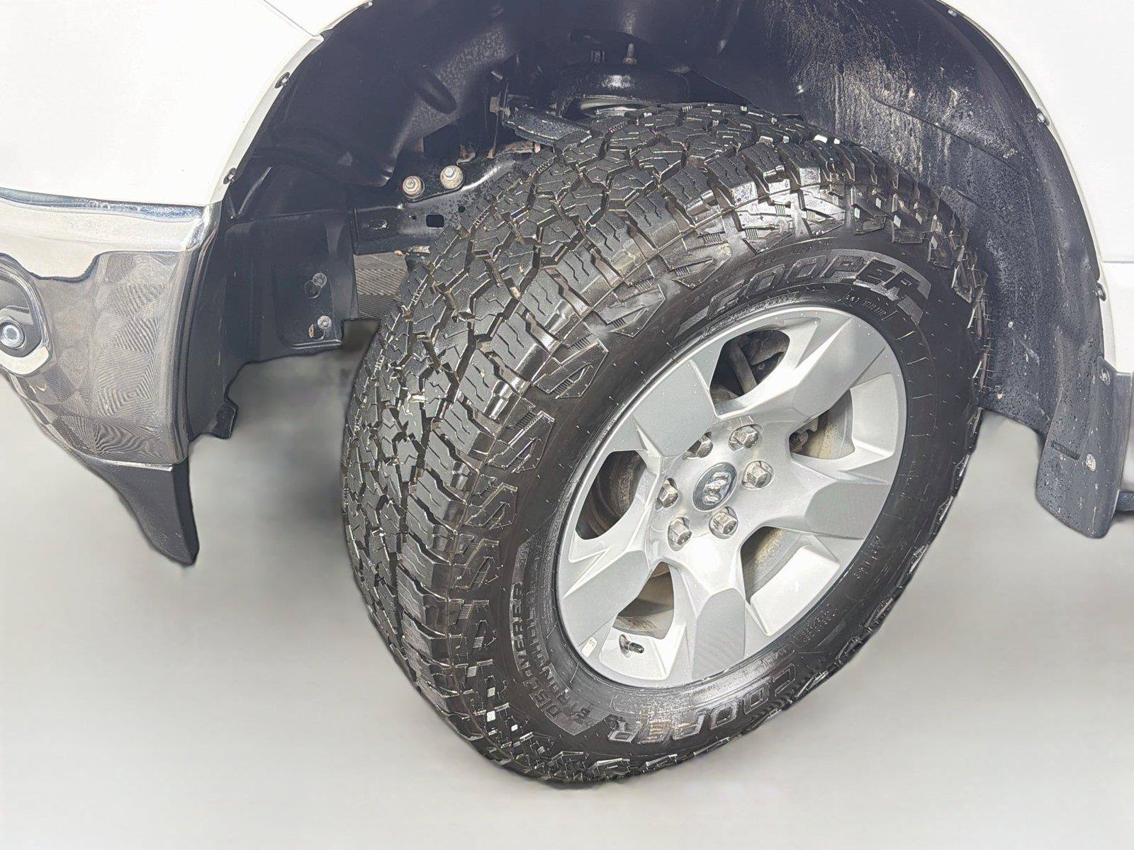 Used 2024 RAM 1500 Big Horn AWD/4WD image 39
