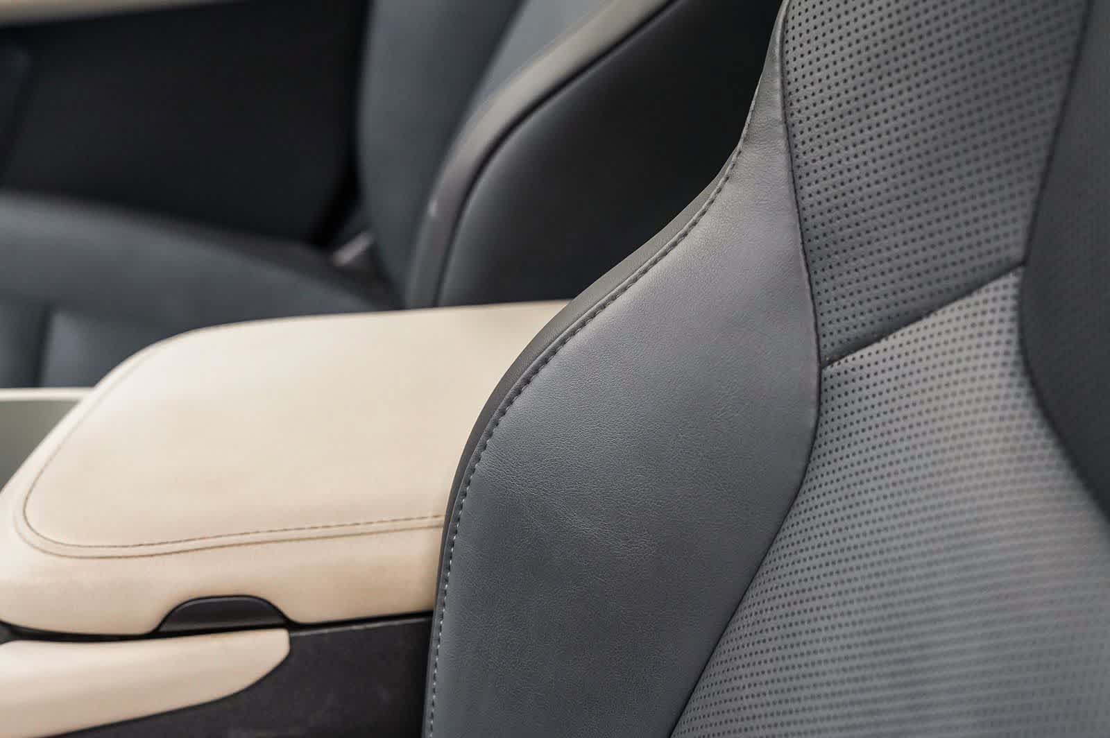 Used 2024 Lexus RZ 300e Premium FWD image 19