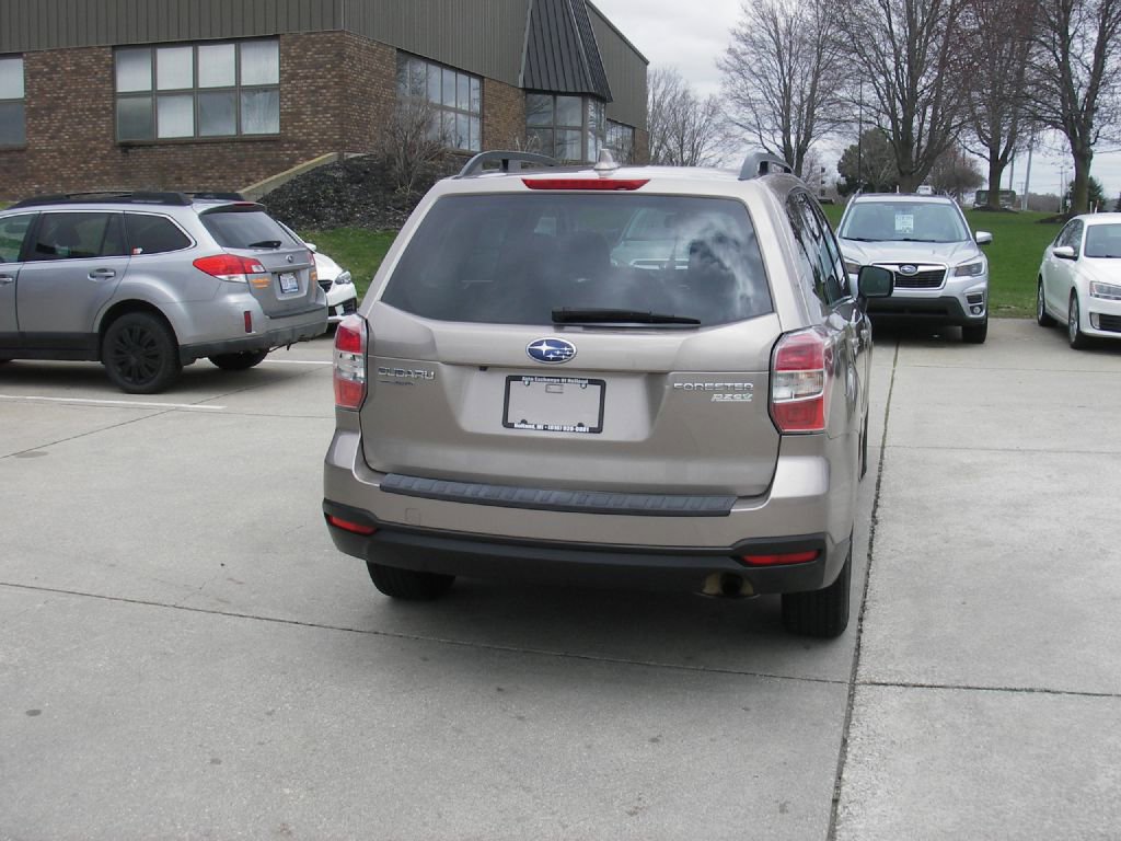 Used 2016 Subaru Forester 2.5i Premium w/ Popular Package #1 image 6