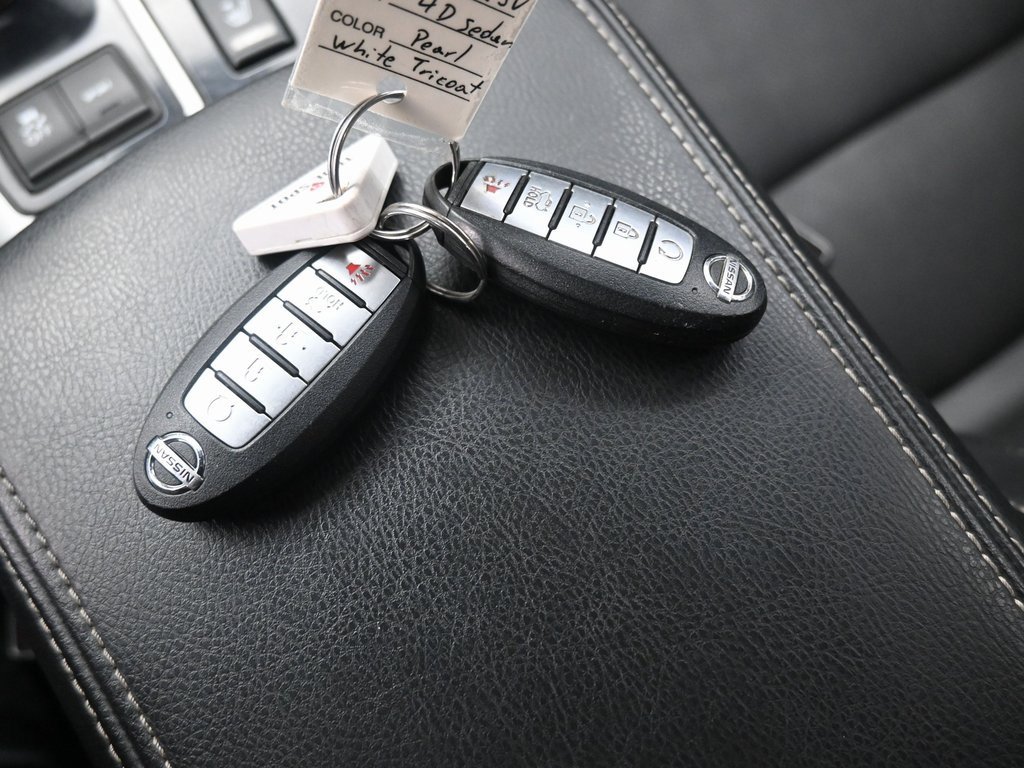 Used 2021 Nissan Maxima 3.5 SV w/ Floor Mat Group image 13