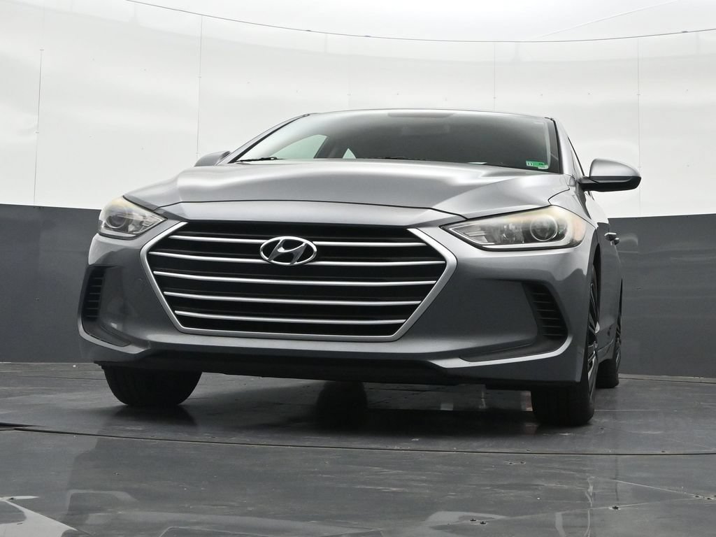 Used 2017 Hyundai Elantra SE FWD image 36
