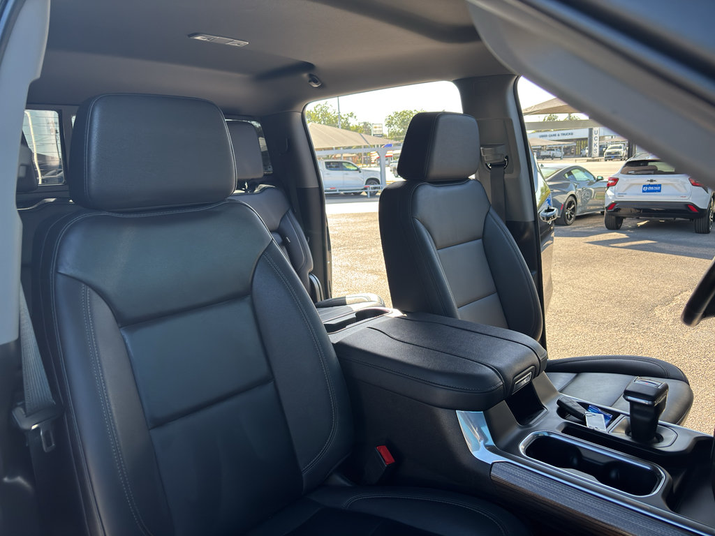 Certified 2025 Chevrolet Silverado 1500 RST w/ Convenience Package II AWD/4WD image 21