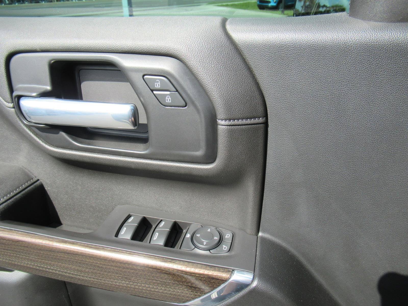 Used 2021 Chevrolet Silverado 1500 RST w/ All Star Edition Plus AWD/4WD image 22