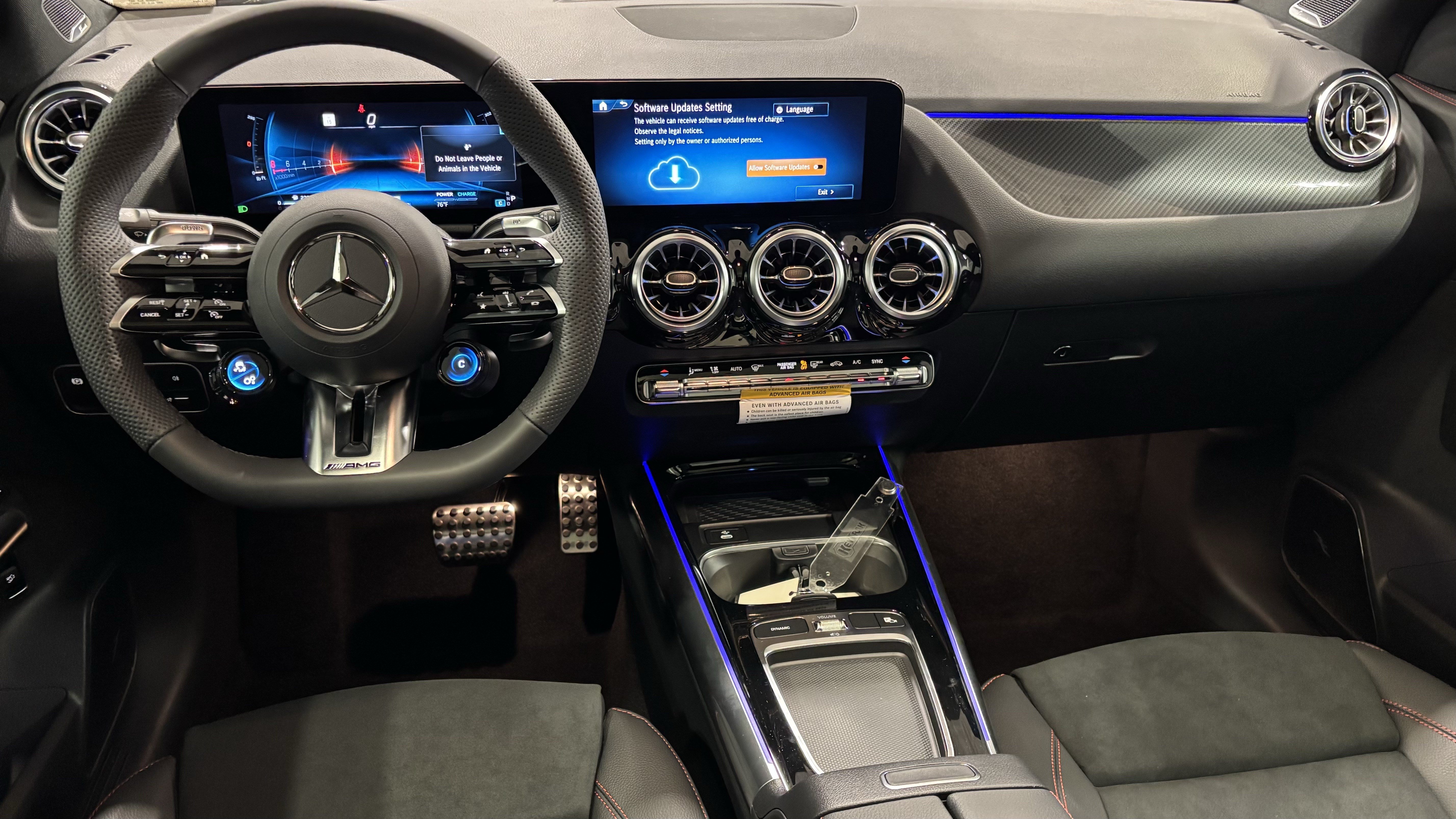 New 2026 Mercedes-Benz GLA 35 AMG 4MATIC image 17
