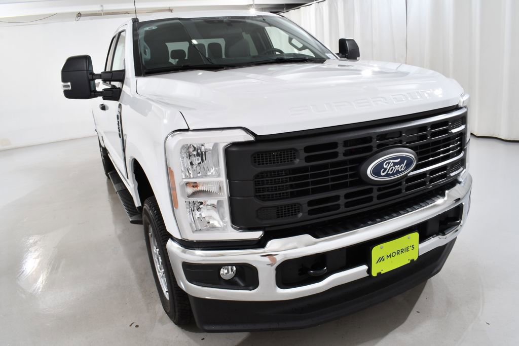 New 2026 Ford F250 XL w/ XL Chrome Package image 4