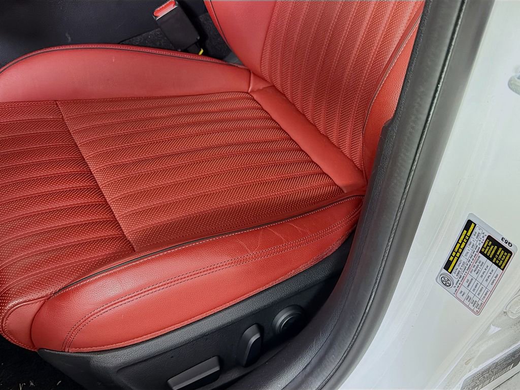 Used 2023 Genesis G70 2.0T w/ Sport Prestige Package image 24