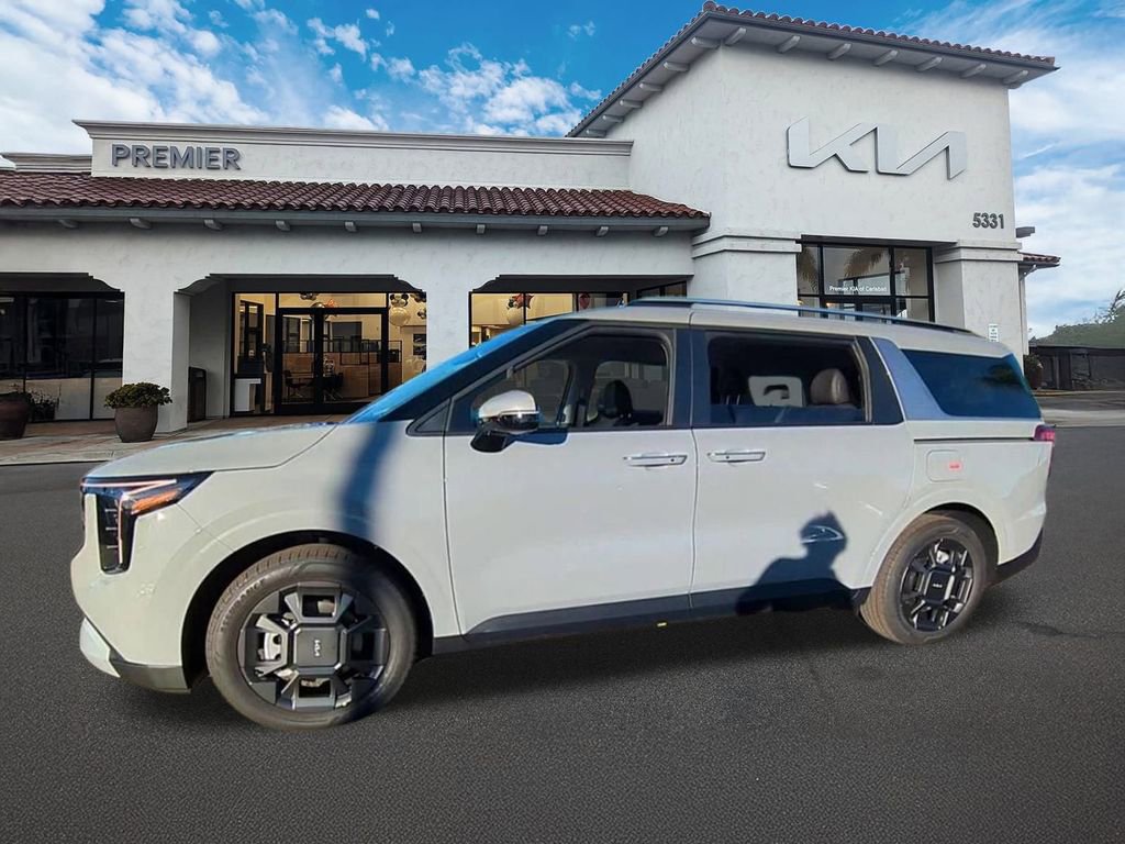 New 2026 Kia Carnival EX FWD image 4