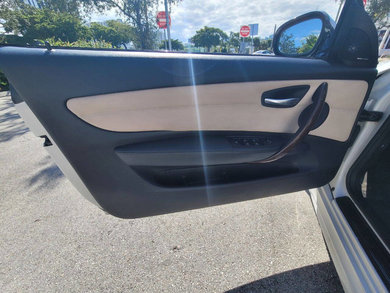 Used 2012 BMW 135i Convertible image 13