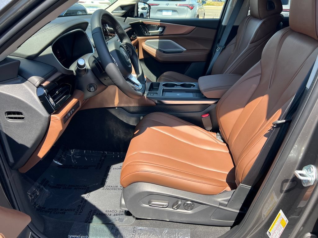Certified 2026 Acura MDX FWD w/ Technology Package image 13