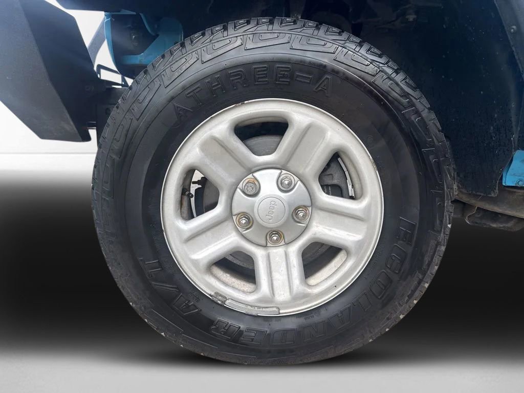 Used 2018 Jeep Wrangler Sport image 9