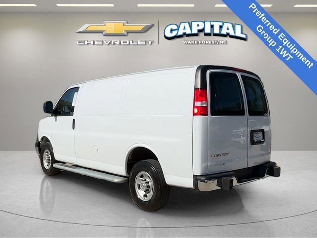 Used 2024 Chevrolet Express 2500 w/ Driver Convenience Package RWD image 4