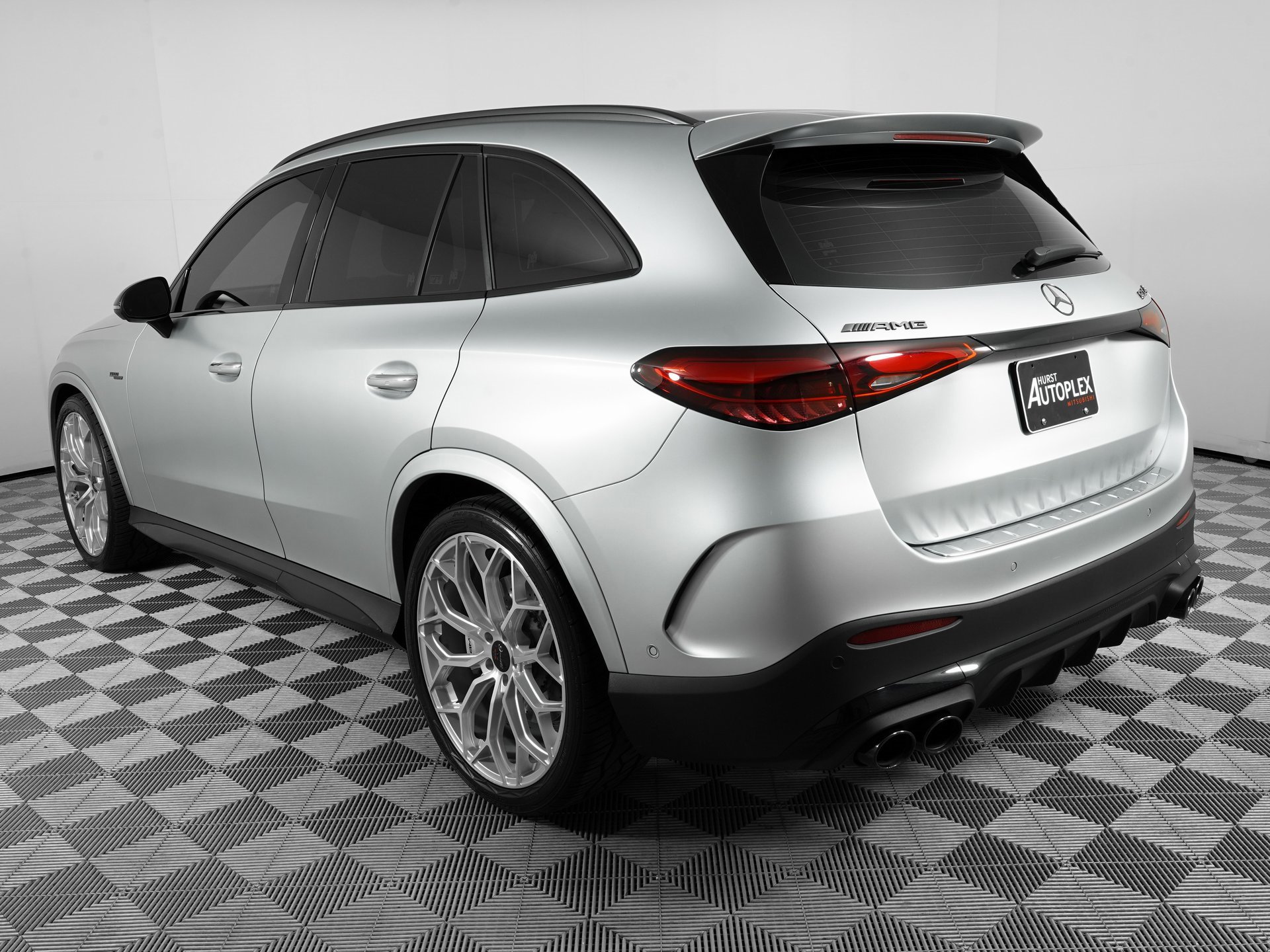 Used 2024 Mercedes-Benz GLC 43 AMG 4MATIC image 7